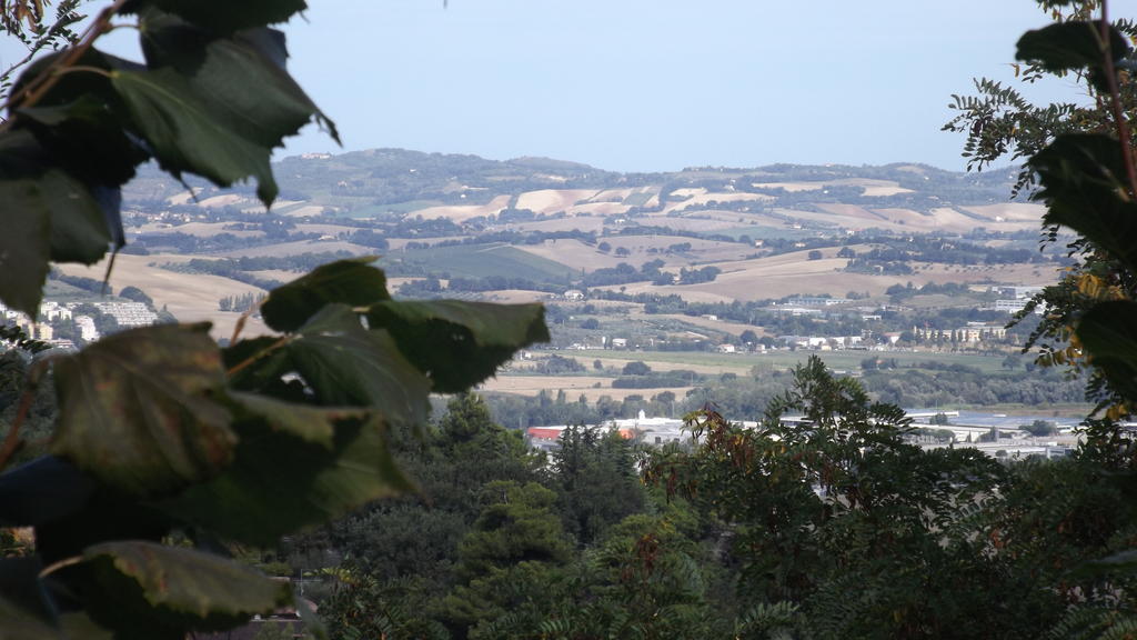 Hotel Prema Dham Monteciccardo Pokoj fotografie